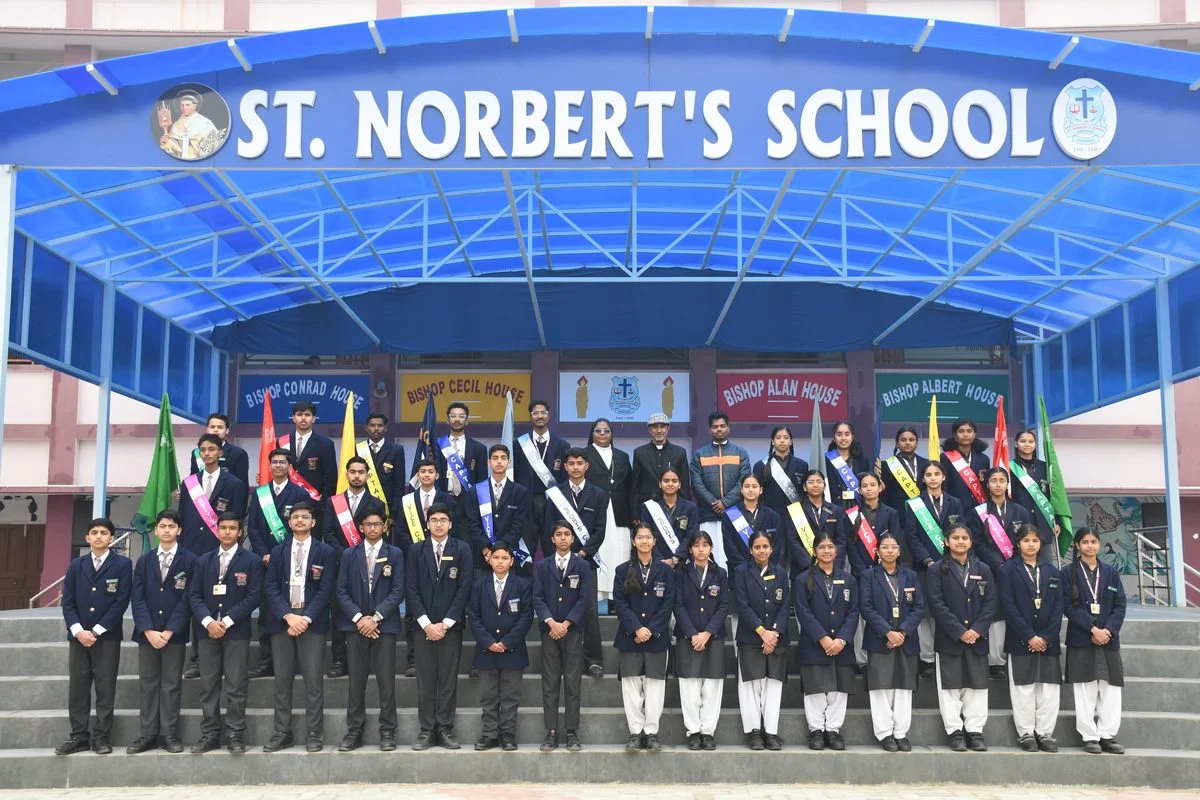 Investiture - Photo 6